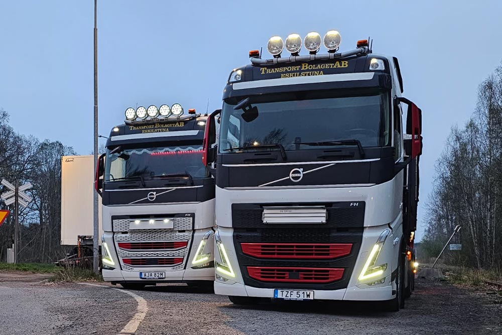 Lastbilar från Transport Bolaget